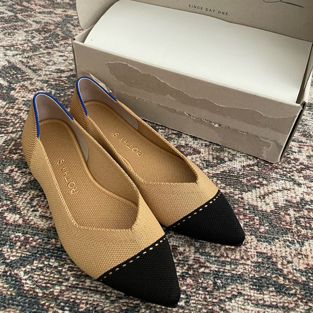 NWT Rothy’s Camel Captoe The Point Flats